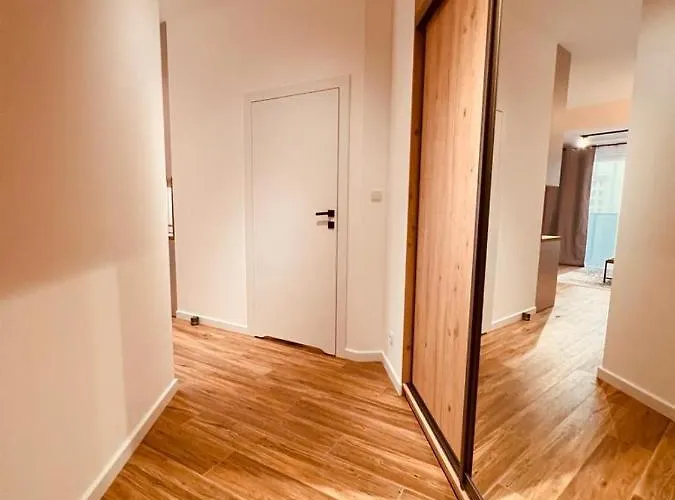 Apartment Apartamentysnu, Struga Tower Deep Purple *